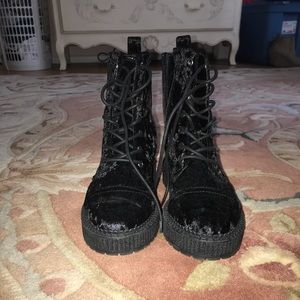 Katy Perry Gia Velvet Boots Size 8